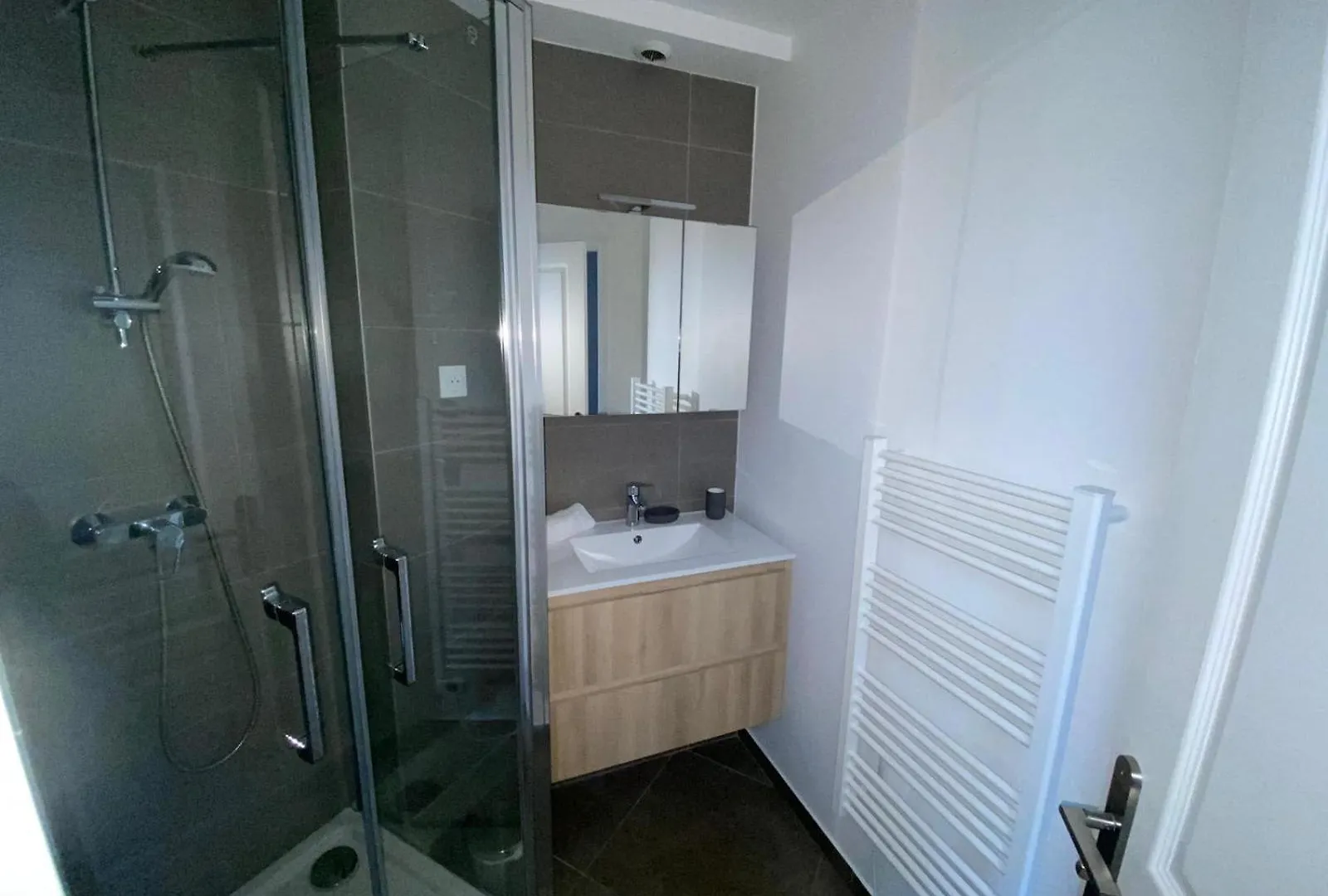 3 Pieces 55m2 Proche Metro - 15 - 4p - Flat-guest Paryż