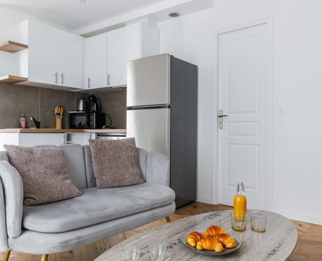 3 Pieces 55m2 Proche Metro - 15 - 4p - Flat-guest Apartament Paryż